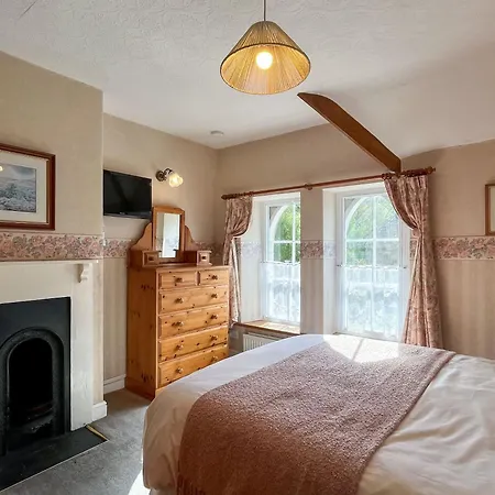 Holiday home Priory